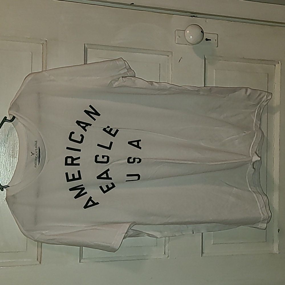 American Eagle Outfitters Men's White T-Shirt